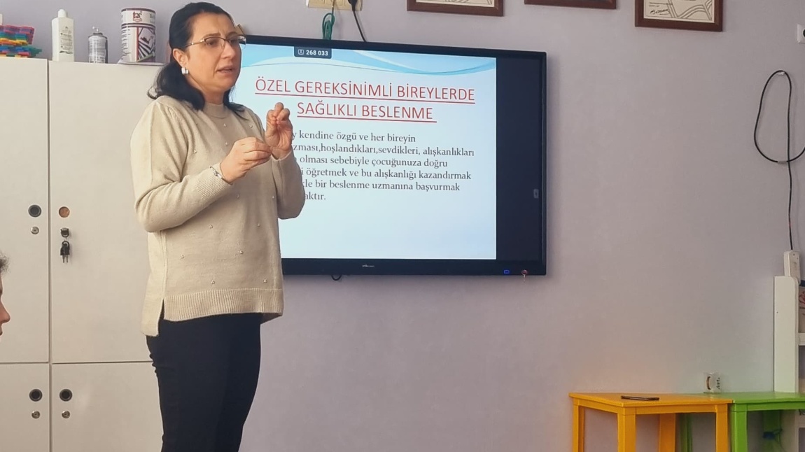 Özel Gereksinimli Çocuklarda Beslenme Eğitimi Aile Semineri